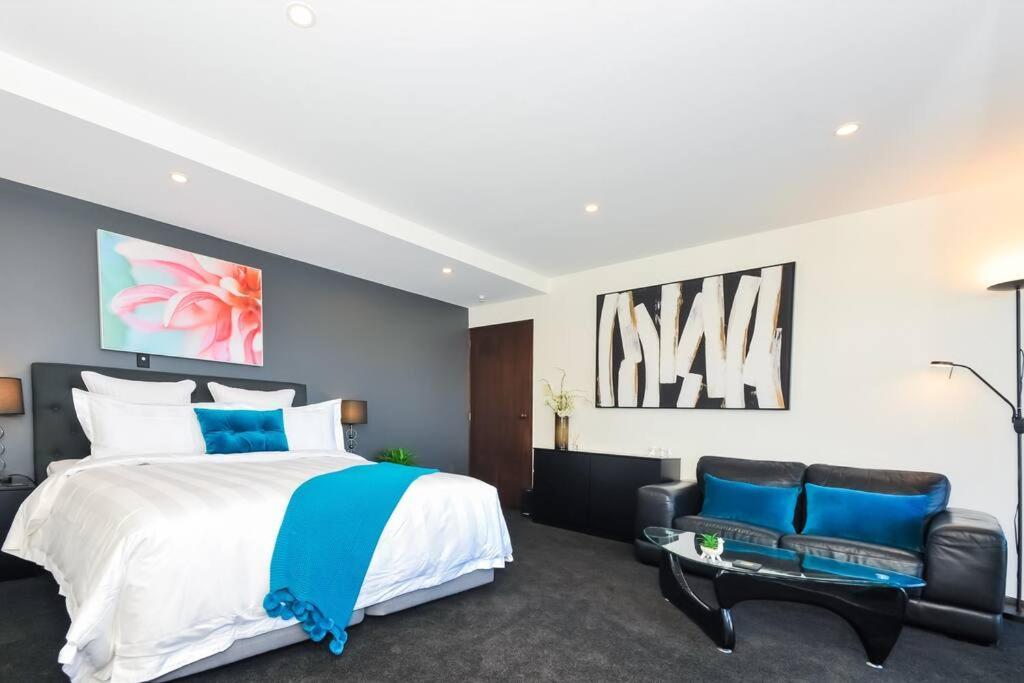 Lovely Apartment- Amazing Lake & Mountain Views Queenstown Bagian luar foto