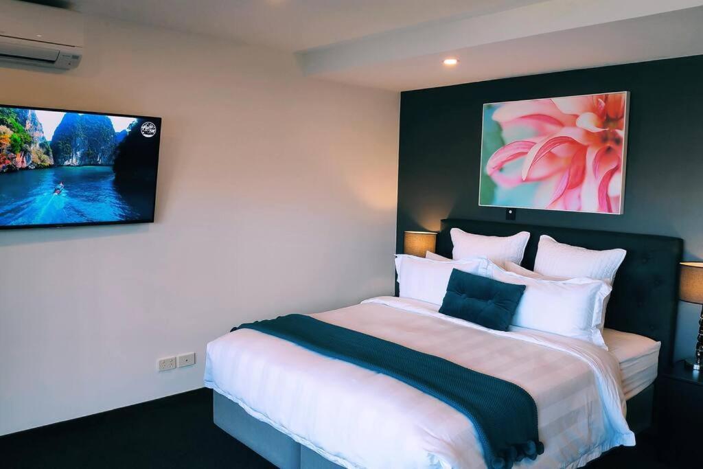 Lovely Apartment- Amazing Lake & Mountain Views Queenstown Bagian luar foto